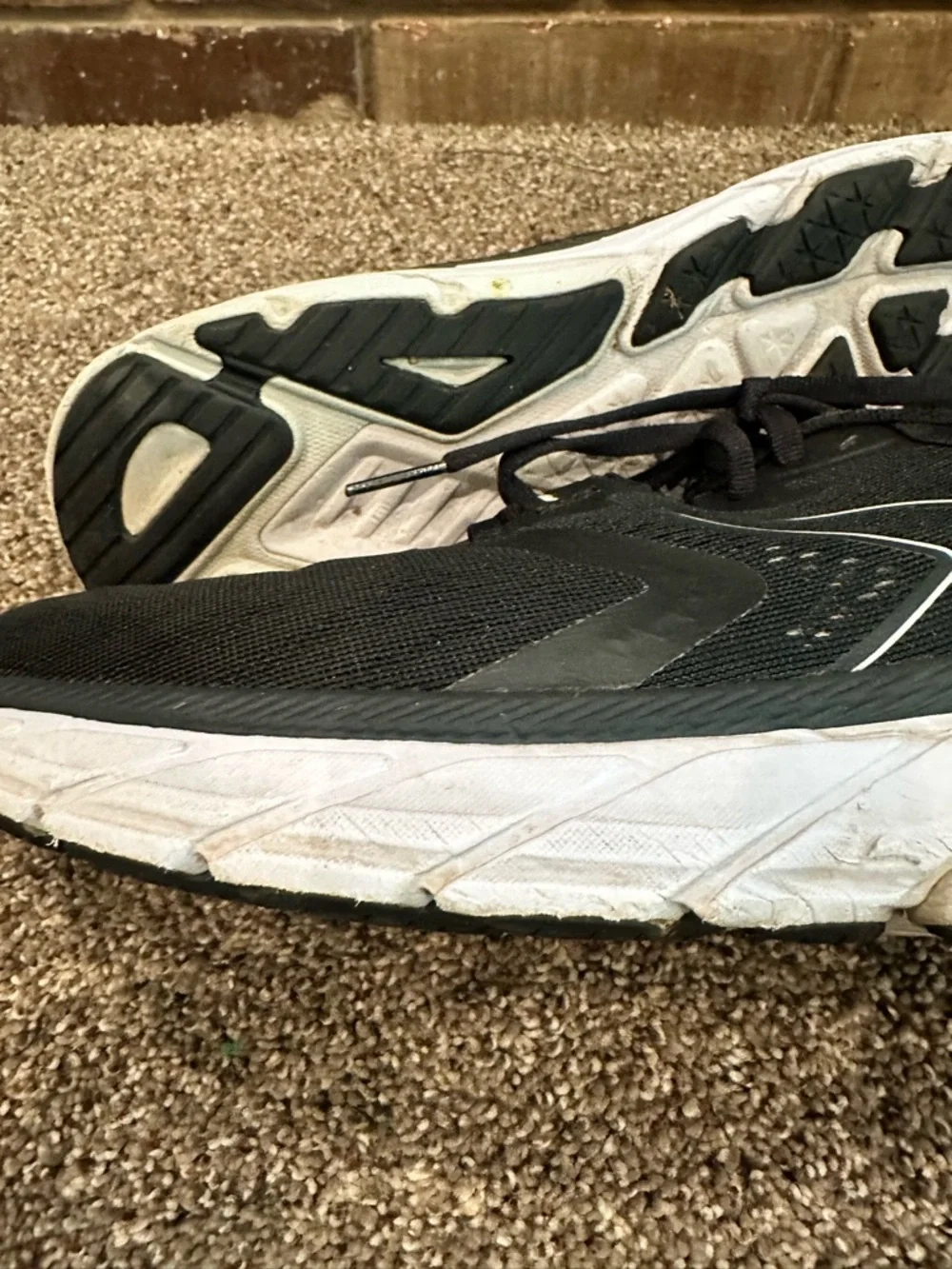Hoka One One Arahi 5 Women's Running Shoes Black White Size 10 B